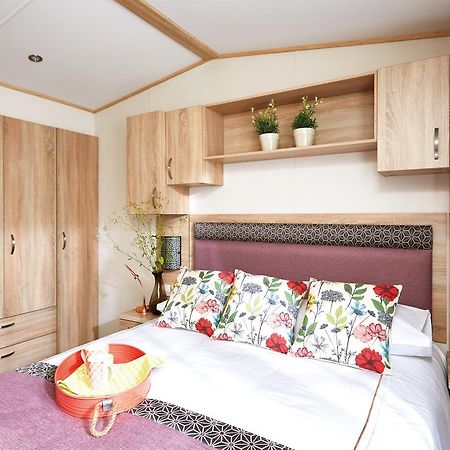 Jasmine Park Hotel Snainton Kültér fotó